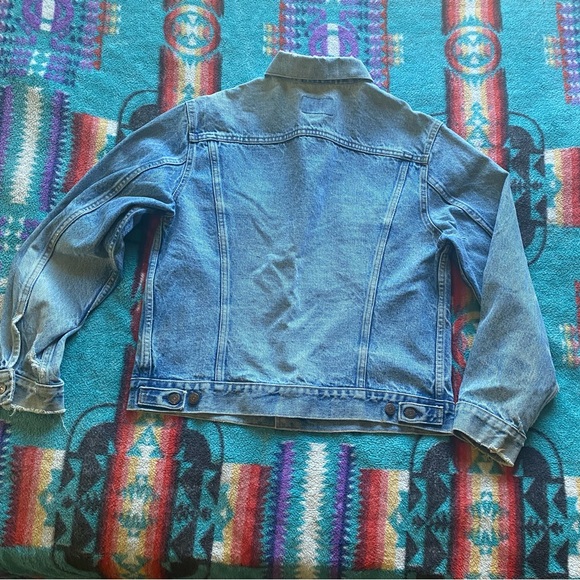 VTG Levi’s Authentic Distressed Trucker Jean Jacket. Type 3 from the 80’s. M/L - Picture 16 of 16
